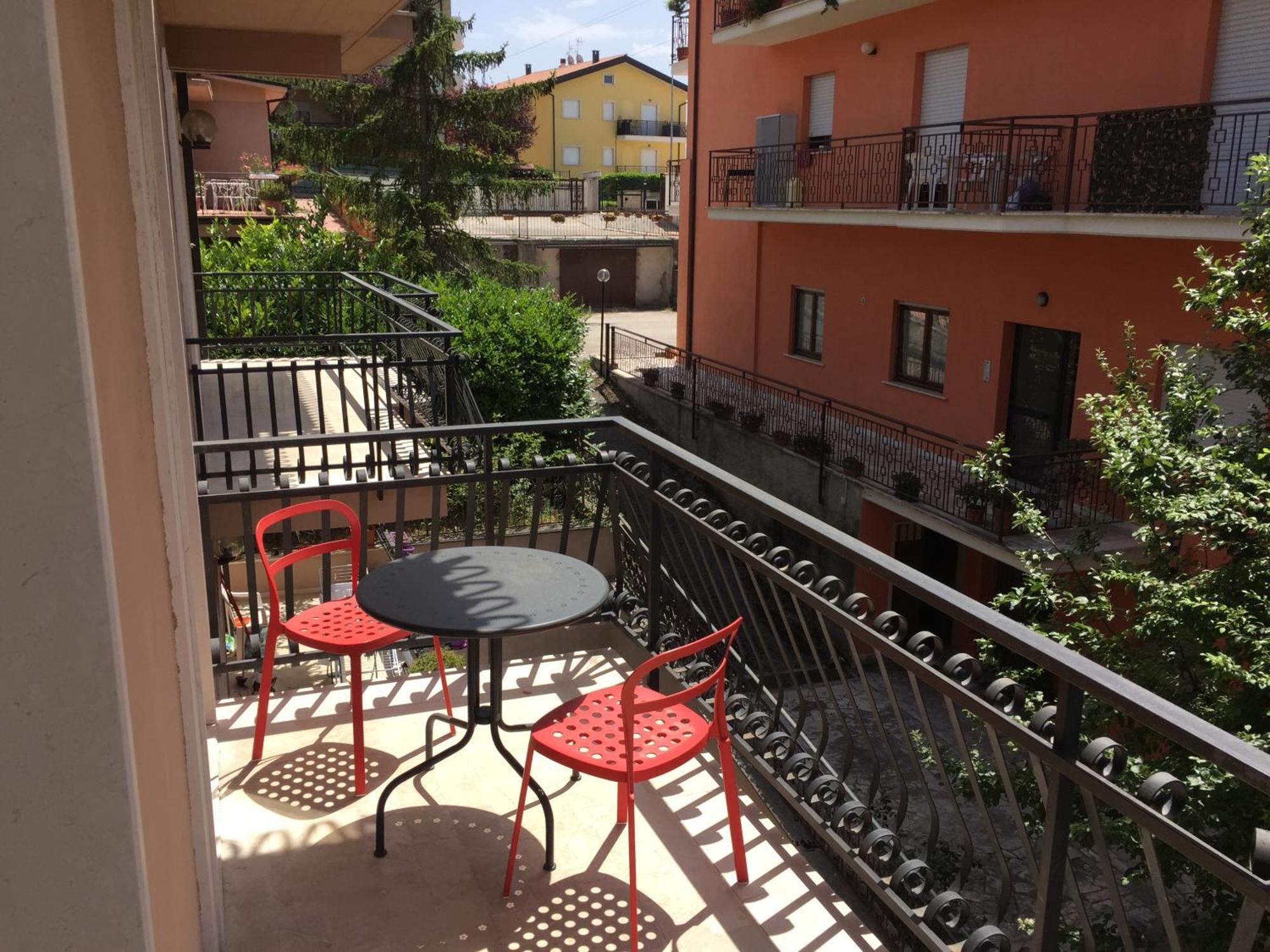 Corno Piccolo Cozy Home In L'Aquila City Center Exterior photo